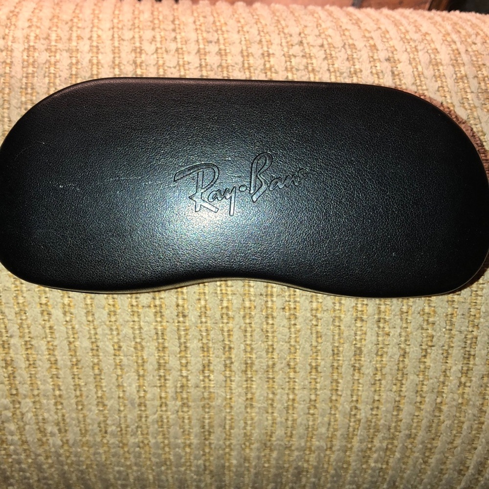 Ray-Ban Case